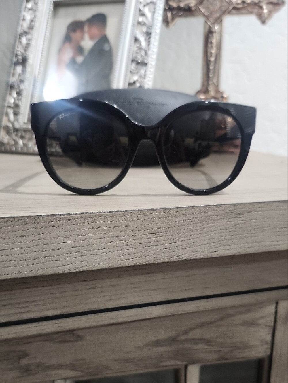 Salvatore Ferragamo Black Cat-Eye Sunglasses - Picture 3 of 8